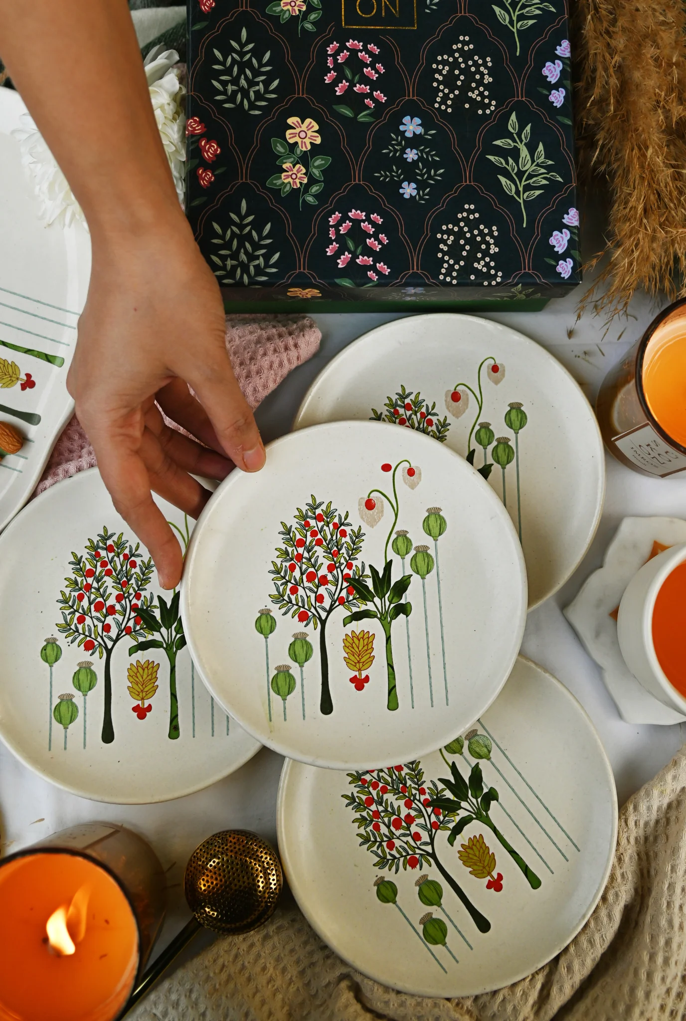 Bagh plates - set of four - Image 6