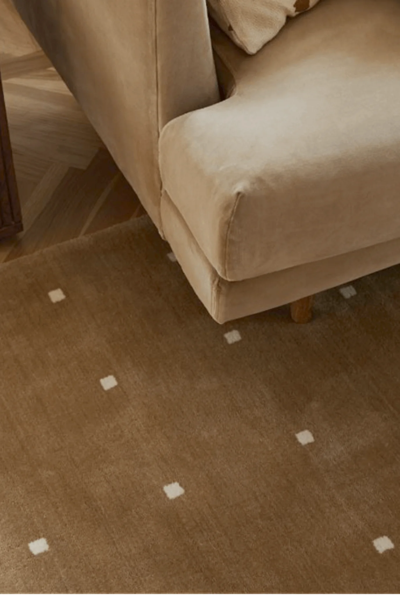 Hem Rug - Image 3