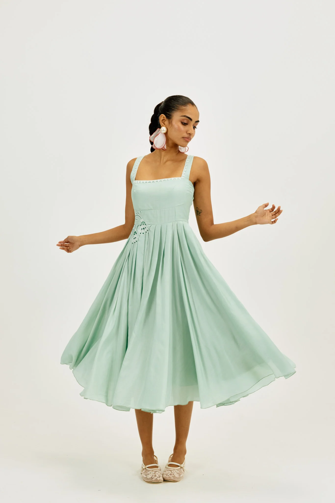 Cuna Pleated Dress - Image 3