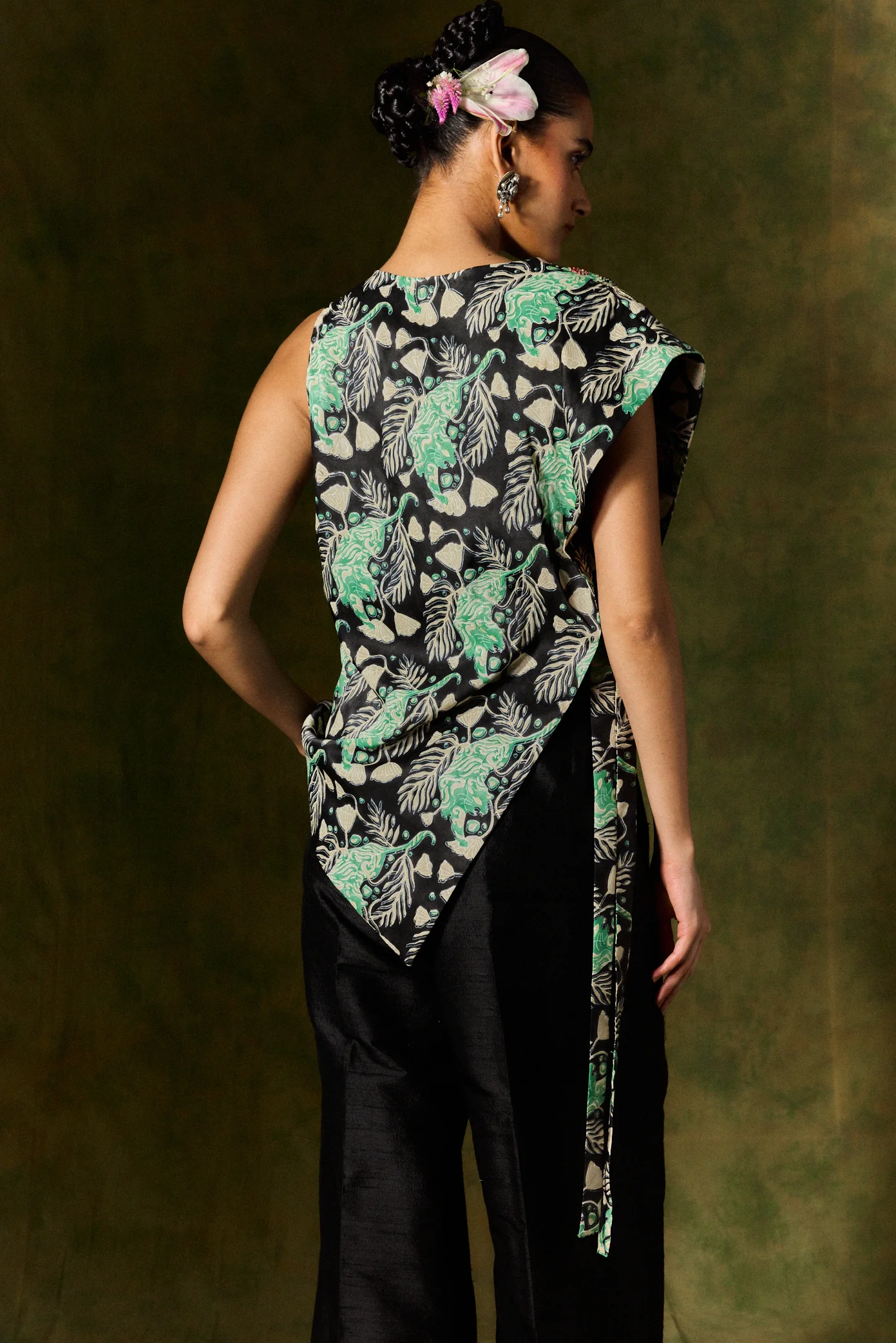 Gulsher Silk Blouse - Image 7