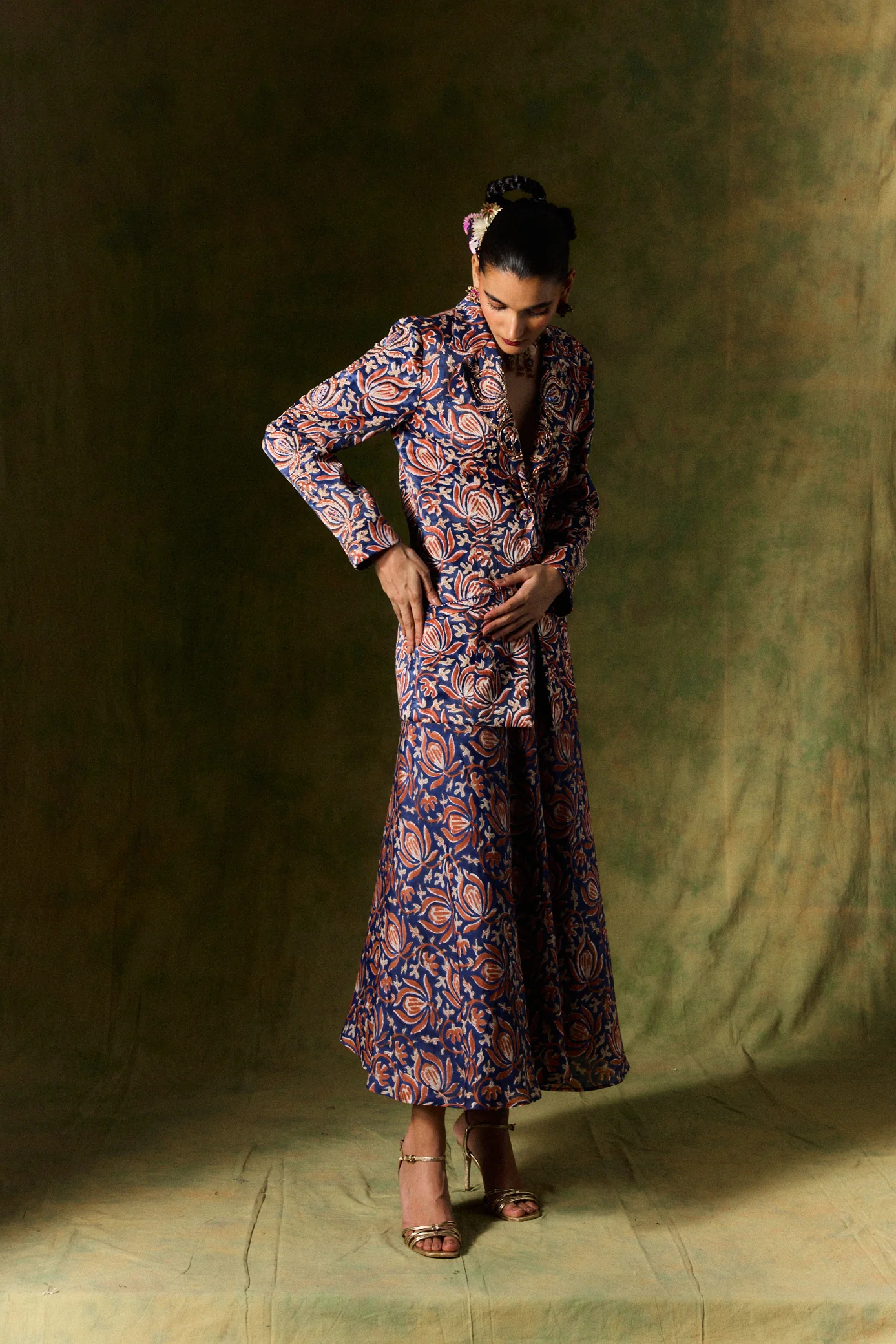 Inaaya Silk Blazer - Image 5