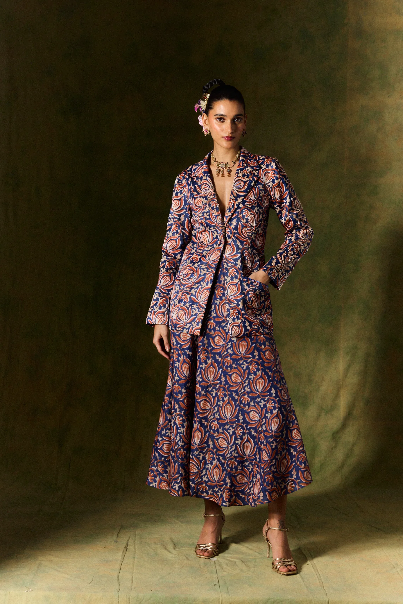 Inaaya Silk Skirt - Image 4