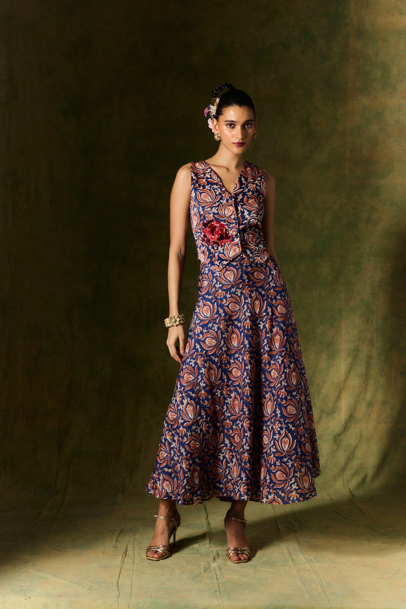 Inaaya Silk Skirt - Image 5