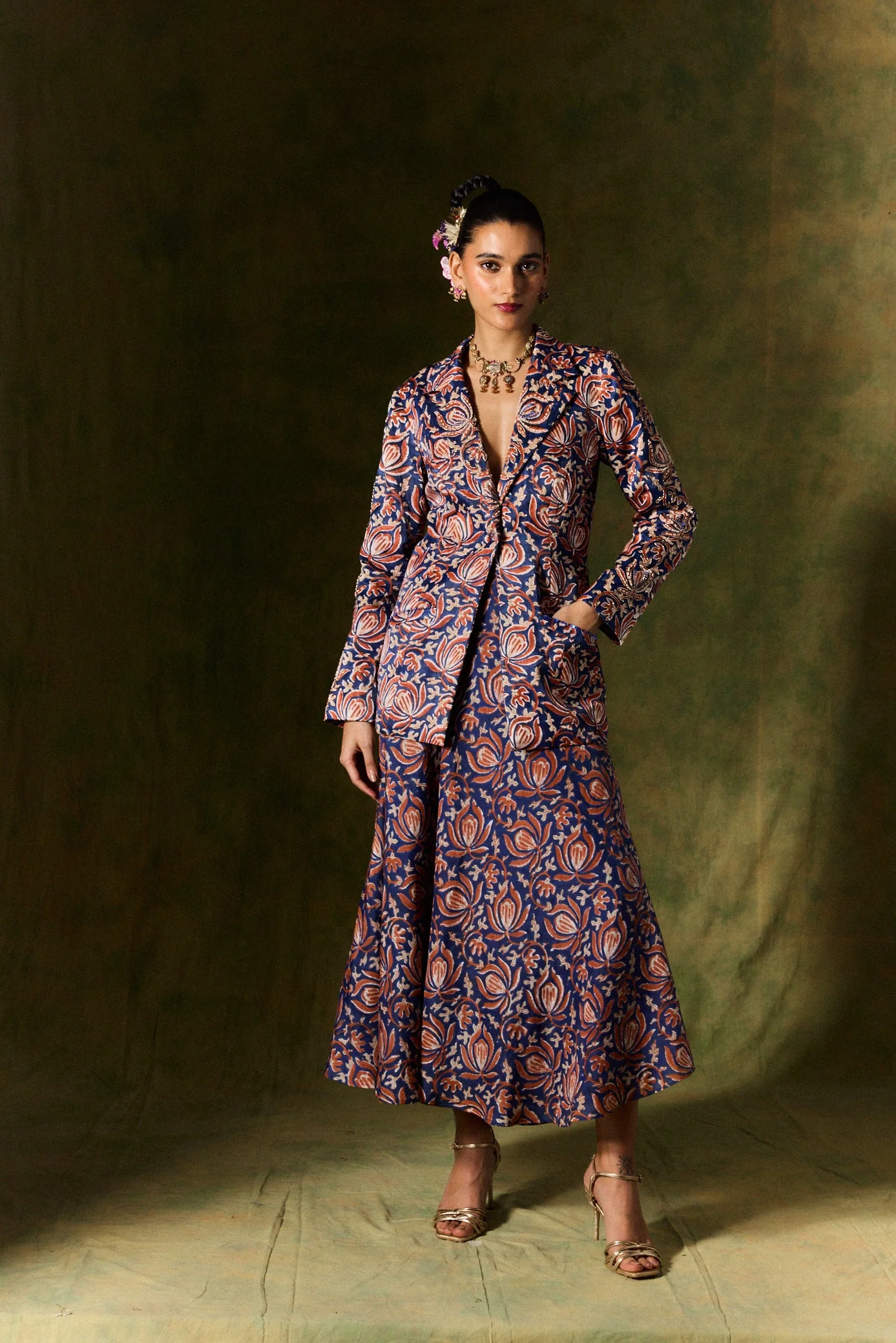 Inaaya Silk Skirt - Image 8