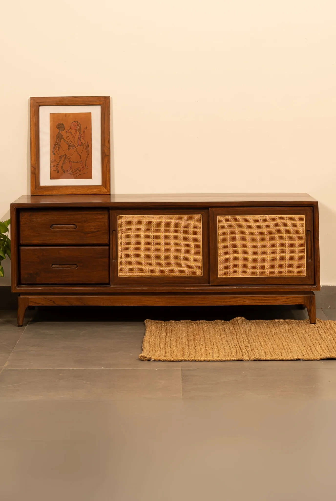 Kivo TV Unit