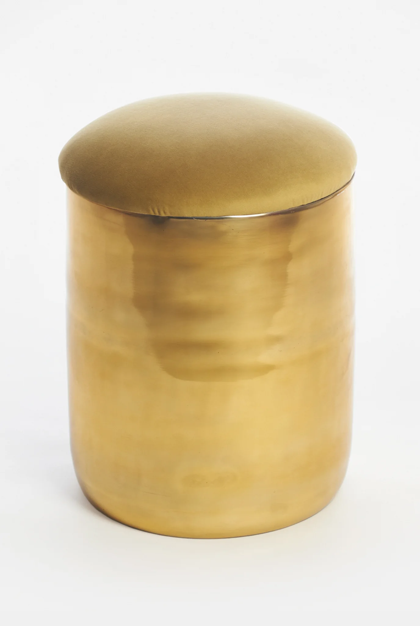 Leo Stool