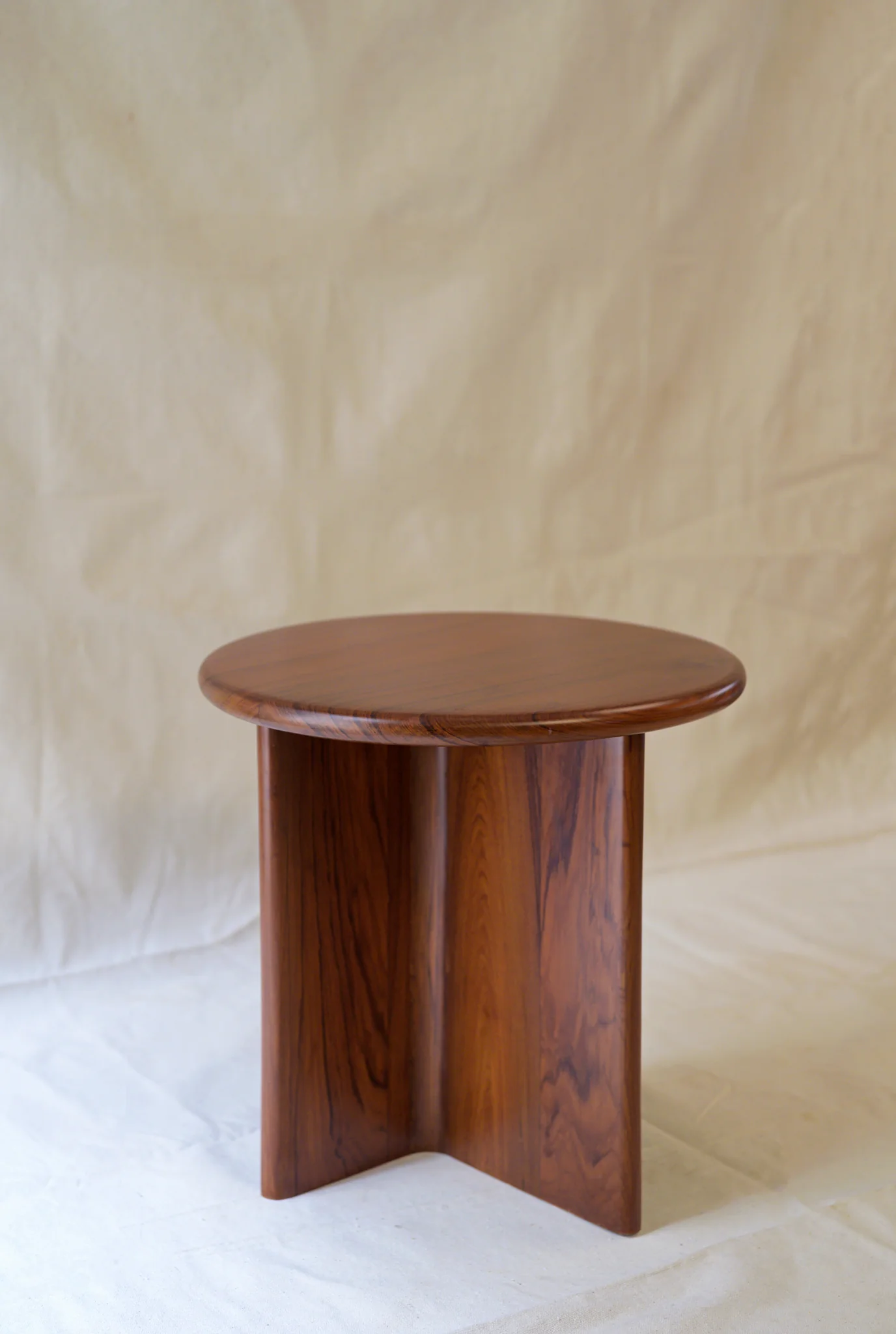 Nemo & Dory Side Tables (Set of 2) - Image 5