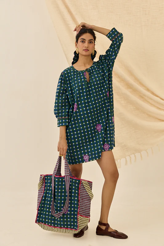 Pakhi Short Dress - Image 3
