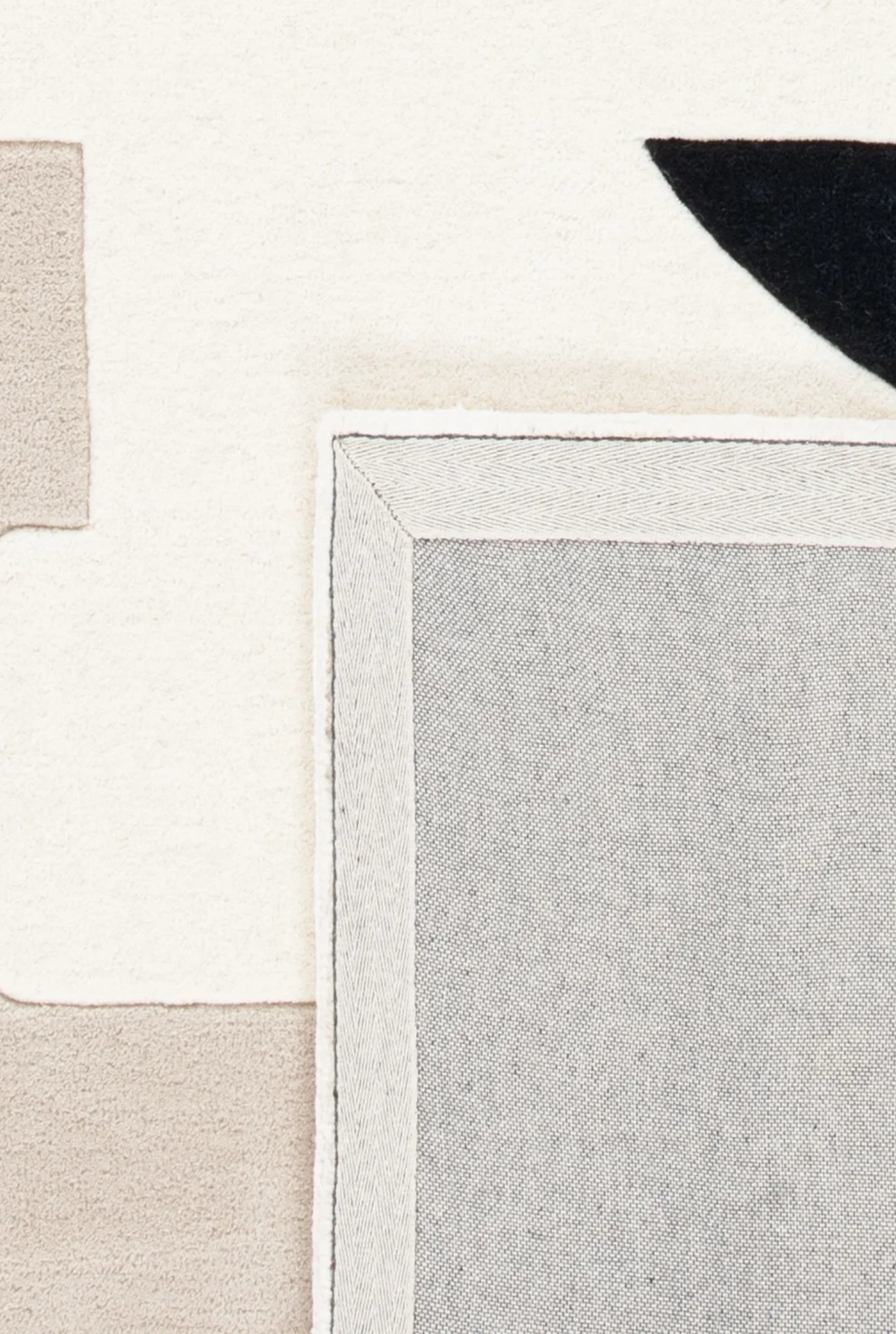 Murasaki Wool Rug - Image 3