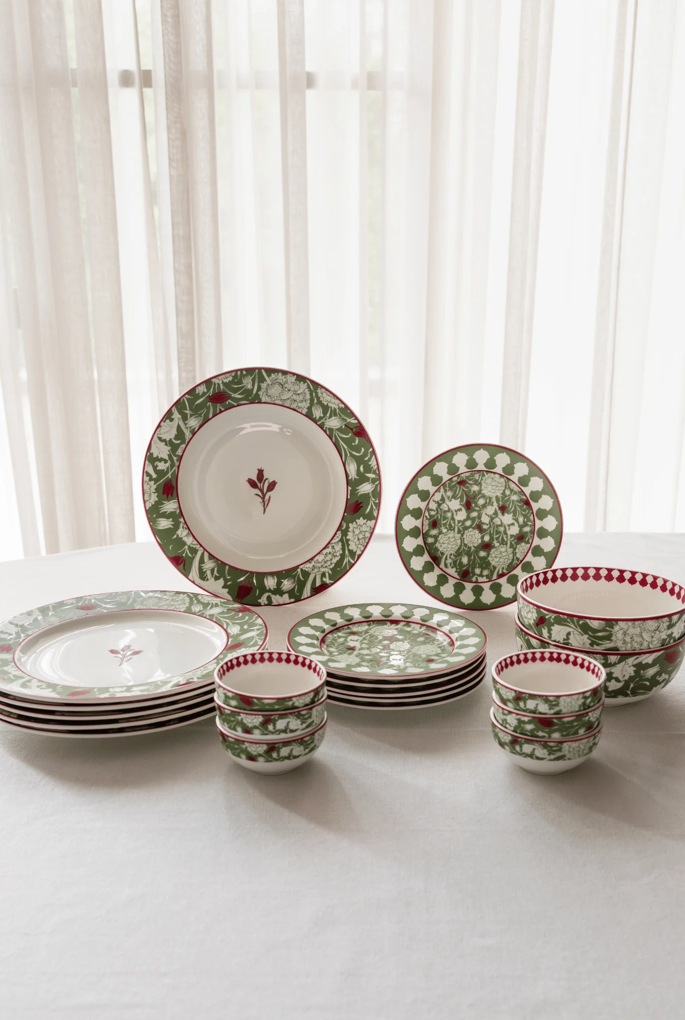 Tarang Dinner set