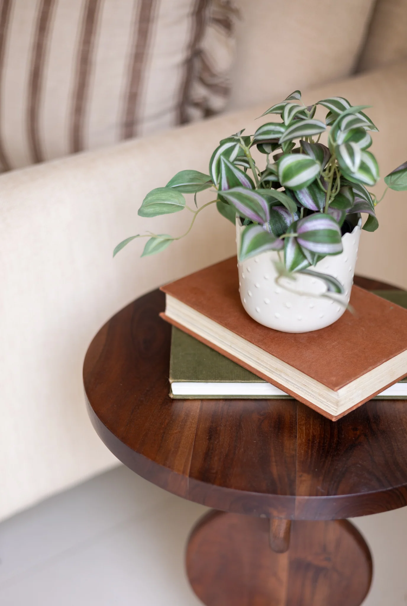 Titus Side Table - Image 3